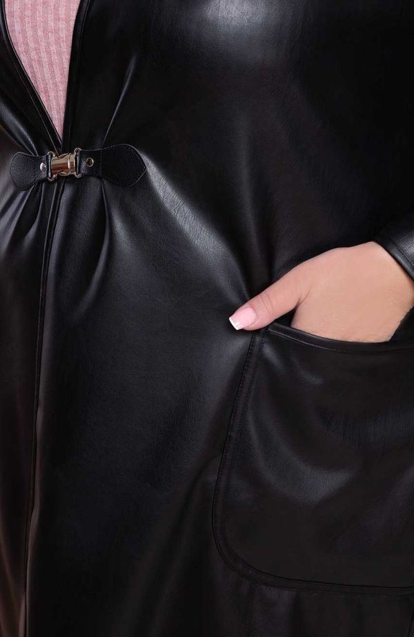 Fekete elegáns kapucnis kabát
