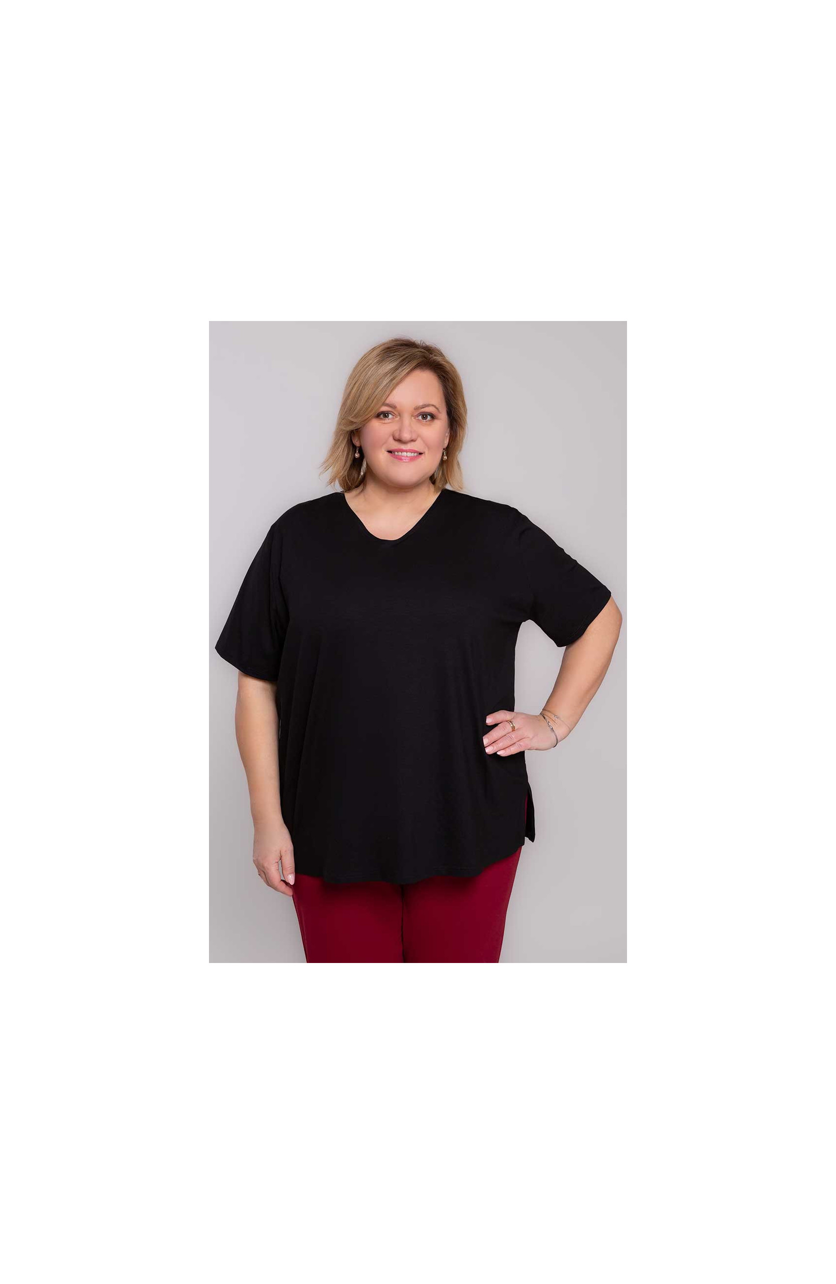 Fekete sima kötött női molett póló | Divatos nagy méretek